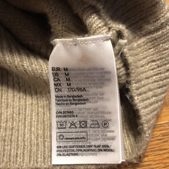 H&M M sweater - Picture 3 of 3